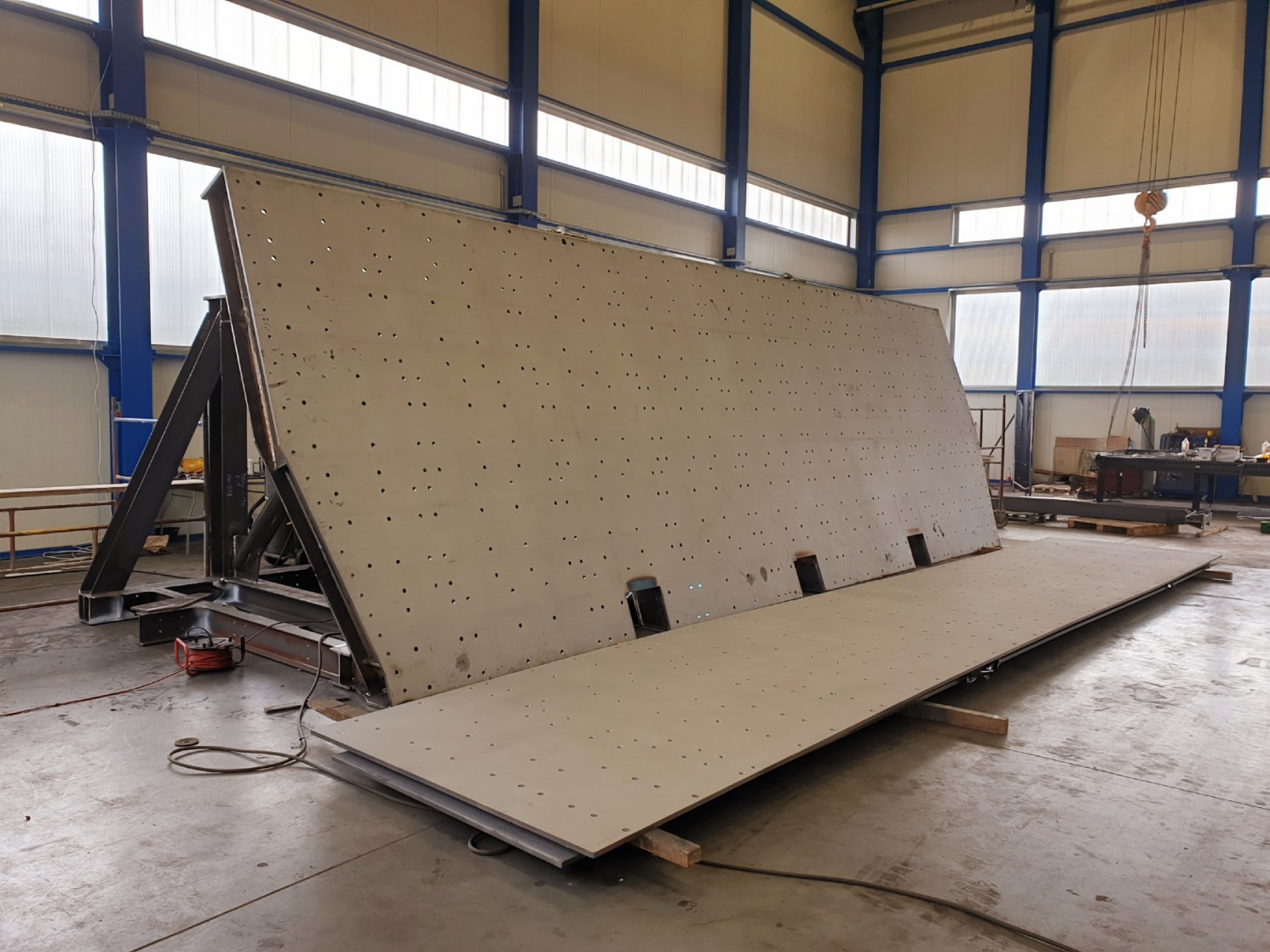 Prallwand für Brecheranlage